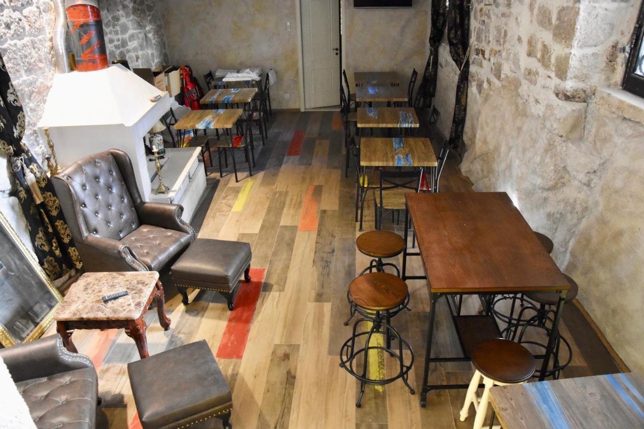 Historic Plaza Varos Split (Adults Only) Экстерьер фото