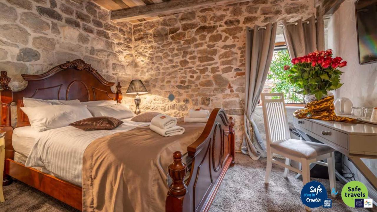 Historic Plaza Varos Split (Adults Only) Экстерьер фото